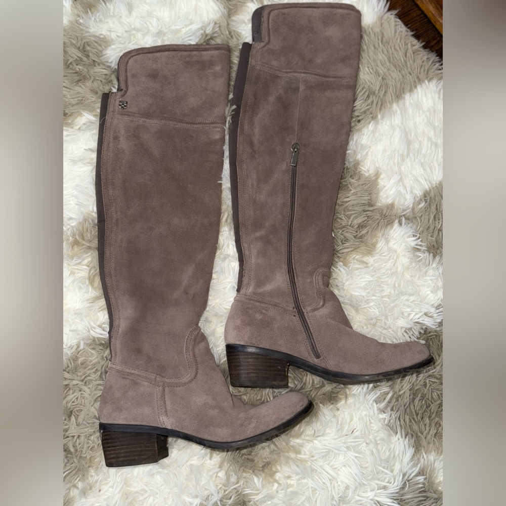 Vince Camuto Taupe Knee-High Boots Pre🩷 - Picture 2 of 7